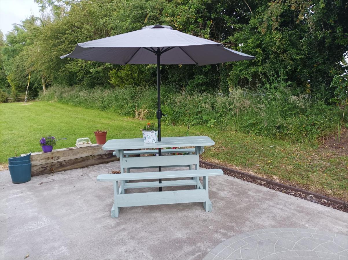 Country Lane Homestay Westport Bagian luar foto