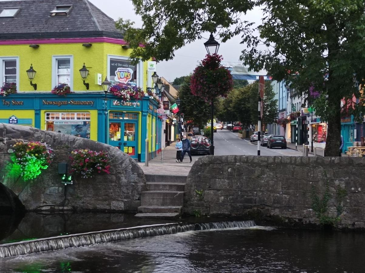 Country Lane Homestay Westport Bagian luar foto